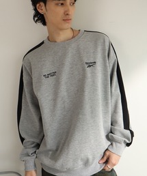 【Reebok/リーボック】裏起毛 刺繍ロゴ 袖ライン クルーネックスウェット