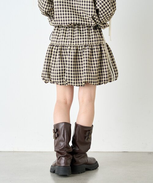 w closet（ダブルクローゼット）の「チェックラインバルーンスカパン（スカート・レディース・ブラック/レッド・FREE）」の19枚目の写真