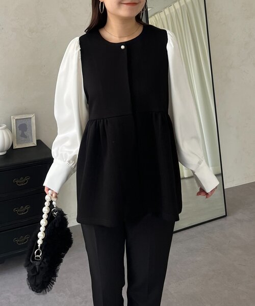 prose verse(プロズヴェール)の「パールボタンドッキングペプラムブラウス(シャツ/ブラウス・レディース・ブラック・LARGE/MEDIUM)」の5枚目の写真