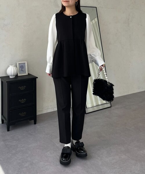 prose verse(プロズヴェール)の「パールボタンドッキングペプラムブラウス(シャツ/ブラウス・レディース・ブラック・LARGE/MEDIUM)」の15枚目の写真