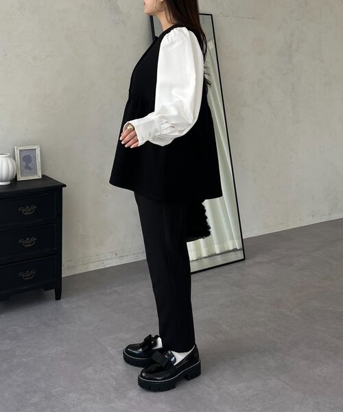 prose verse(プロズヴェール)の「パールボタンドッキングペプラムブラウス(シャツ/ブラウス・レディース・ブラック・LARGE/MEDIUM)」の16枚目の写真