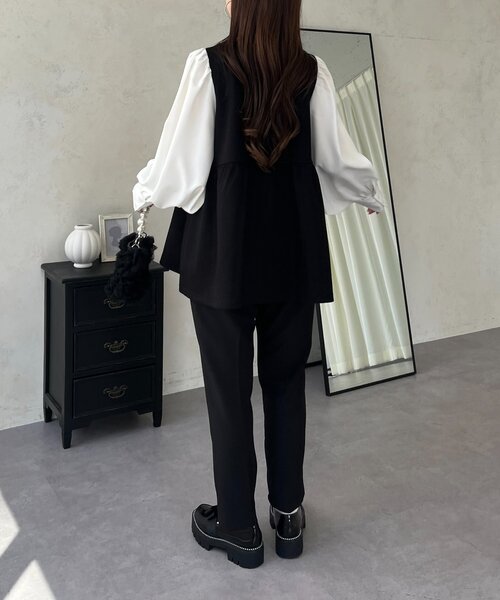 prose verse(プロズヴェール)の「パールボタンドッキングペプラムブラウス(シャツ/ブラウス・レディース・ブラック・LARGE/MEDIUM)」の18枚目の写真