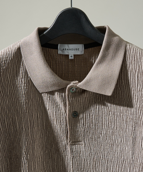 ABAHOUSE（アバハウス）の「ベロアプリーツ ニットポロシャツ / オーバーサイズ（ポロシャツ・メンズ・ブラウン/ネイビー/ブラック・46/48）」の13枚目の写真