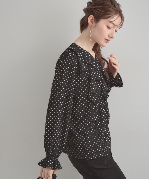 couture brooch（クチュールブローチ）の「【大人可愛い・通勤】ラッフルフリルブラウス（シャツ/ブラウス・レディース・ブラック系/ライトグレー/ブラウン系その他・38/40/42/36）」の12枚目の写真