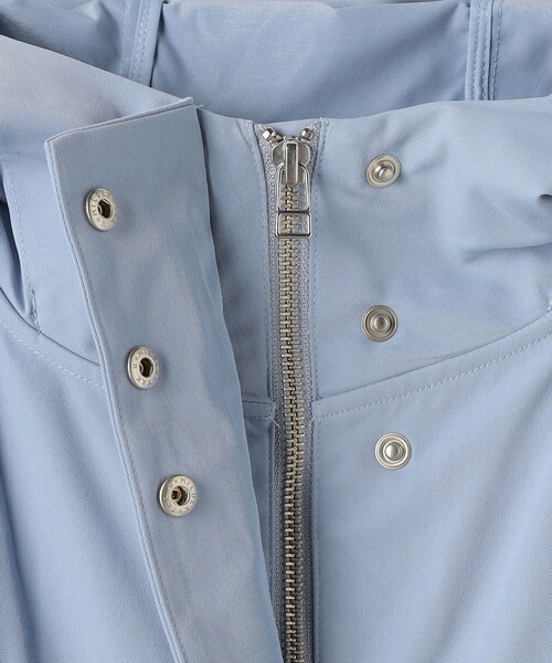 A DAY IN THE LIFE UNITED ARROWS(アデイインザライフユナイテッドアローズ)の「ツイル ドロスト フードコート ‐はっ水‐<A DAY IN THE LIFE>(その他アウター・レディース・ダークグレー/オフホワイト/ライトブルー・S/M)」の8枚目の写真