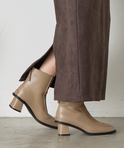 Jena espace merveilleux（ジェナ　エスパスメルヴェイユ）の「スエード切替配色ブーツ（ブーツ・レディース・ベージュ/ブラウン・MEDIUM/LARGE）」の5枚目の写真