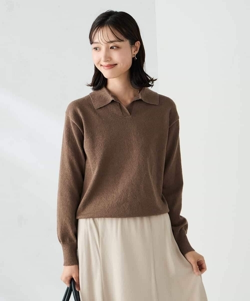a.v.v(アーヴェヴェ)の「襟付きスキッパーニット(ニット/セーター・レディース・ミント/ブラウン・38)」の2枚目の写真