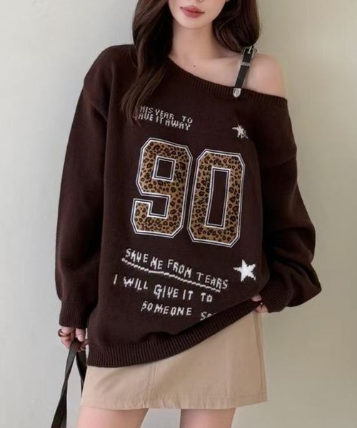 Sibra(シブラ)の「【ゆったりシルエット/3色展開】レオパードナンバー×肩ストラップデザインニット(ニット/セーター・レディース・ブラウン/アイボリー/ブラック・M)」の6枚目の写真