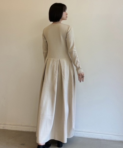 MAISON ELLIE(メゾンエリー)の「tuck A line knit one-piece(ワンピース・レディース・ベージュ/ブラック/グレー・FREE)」の15枚目の写真