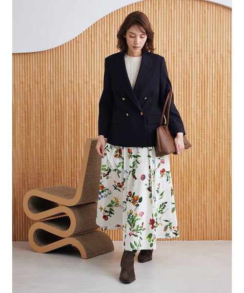 Mila Owen（ミラオーウェン）の「金釦ダブルブレストブレザー