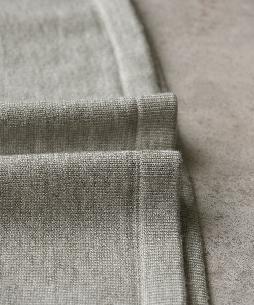 reca(レカ)の「フレアスリーブペプラムニット(ニット/セーター・レディース・グレー/ブラック/レッド・FREE)」の6枚目の写真