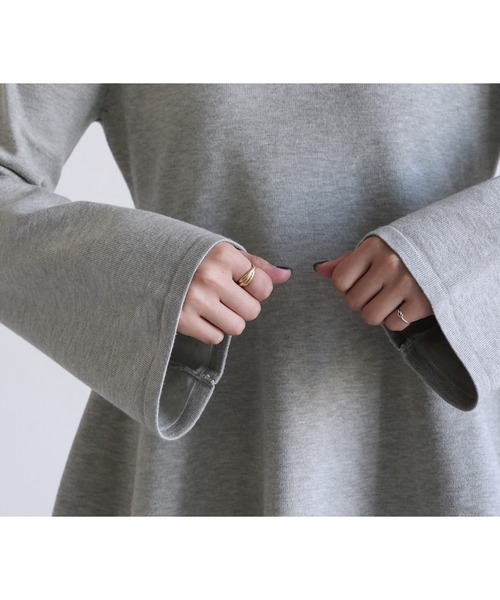 reca(レカ)の「フレアスリーブペプラムニット(ニット/セーター・レディース・グレー/ブラック/レッド・FREE)」の18枚目の写真