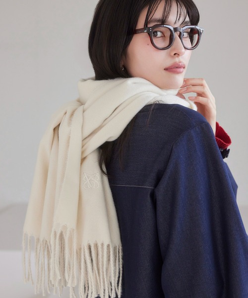 VIS（ビス）の「なめらかタッチ刺繍入りストール（ストール/ショール・レディース・ライトグレー/ベージュ/ピンク系その他2/ブラック/オフホワイト・FREE）」の3枚目の写真