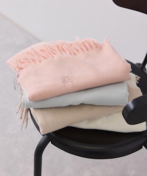 VIS（ビス）の「なめらかタッチ刺繍入りストール（ストール/ショール・レディース・ライトグレー/ベージュ/ピンク系その他2/ブラック/オフホワイト・FREE）」の13枚目の写真