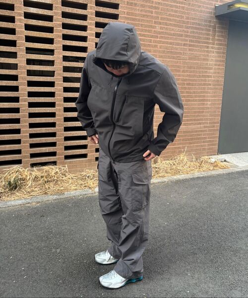 MUSINSA STANDARD（ムシンサスタンダード）の「[シティレジャー] NP ワイドベルト付きカーゴパンツ [グレー]（スウェットパンツ・メンズ・その他・40/38/42/36/34/32/30/31/33/26/27/29/28）」の15枚目の写真