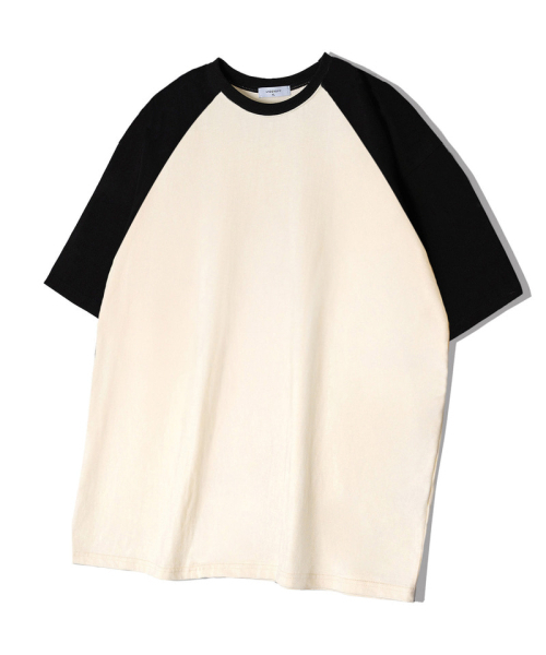 UNDEROFF(アンダーオフ)の「オーバーフィットラグラン半袖Tシャツブラック(Tシャツ/カットソー・レディース・ブラック・LARGE/X-LARGE/MEDIUM)」の2枚目の写真