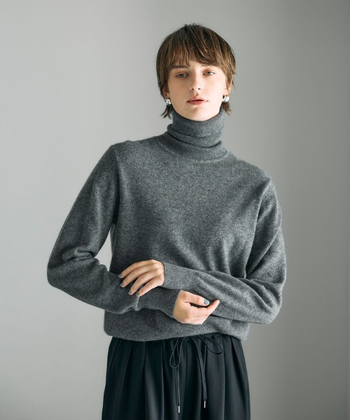 N.O.R.C(ノーク)の「【CASHMERE100%】カシミヤタートルネックニット(ニット/セーター・レディース・チャコール/ベージュ/ブラック/サックスブルー/ライラック・フリー)」の6枚目の写真