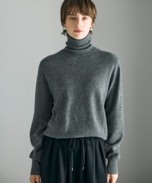 N.O.R.C(ノーク)の「【CASHMERE100%】カシミヤタートルネックニット(ニット/セーター・レディース・チャコール/ベージュ/ブラック/サックスブルー/ライラック・フリー)」の8枚目の写真