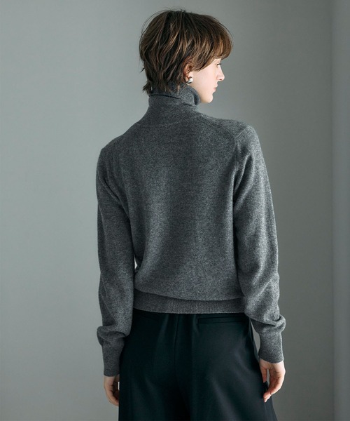 N.O.R.C(ノーク)の「【CASHMERE100%】カシミヤタートルネックニット(ニット/セーター・レディース・チャコール/ベージュ/ブラック/サックスブルー/ライラック・フリー)」の12枚目の写真
