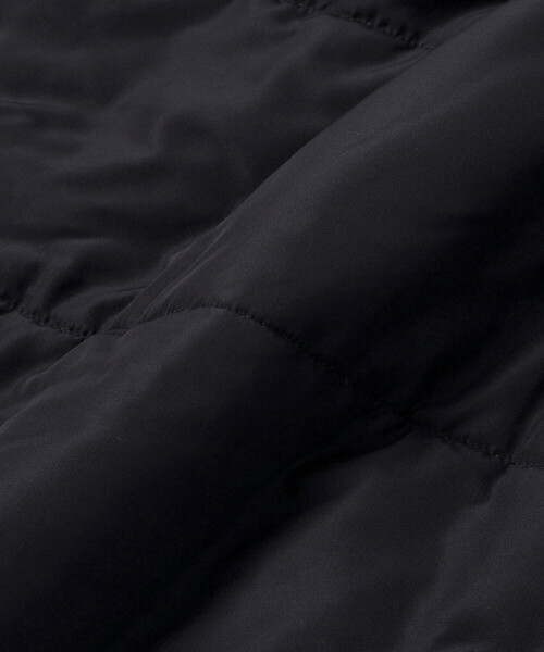 ZIDDY（ジディ）の「リバーシブルアウター(130~160cm)（ブルゾン・キッズ・ベージュ/ブラック・150cm/140cm/130cm/FREE）」の4枚目の写真