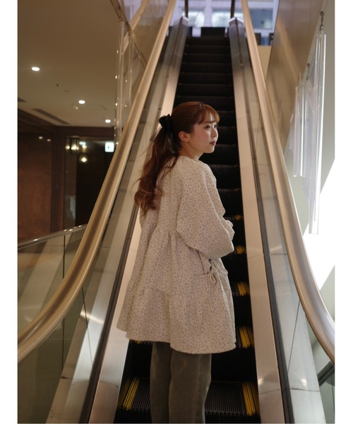 jumelle（ジュメロ）の「velour ribbon shushu（シュシュ・レディース・ブラック・FREE）」の4枚目の写真