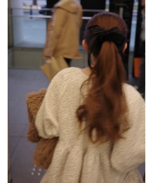 jumelle（ジュメロ）の「velour ribbon shushu（シュシュ・レディース・ブラック・FREE）」の9枚目の写真