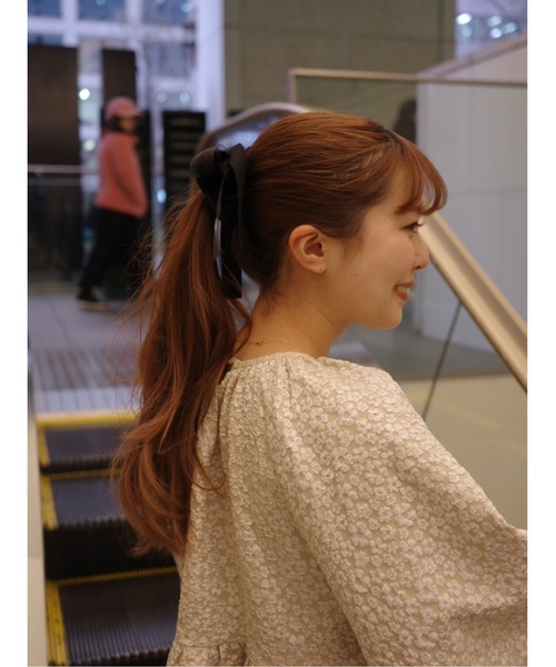 jumelle（ジュメロ）の「velour ribbon shushu（シュシュ・レディース・ブラック・FREE）」の10枚目の写真