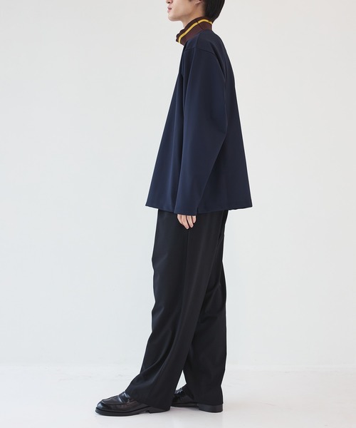 UJOH（ウジョー）の「【UJOH HOMME】Tape-Belt 1 Tuck PNT（スラックス・メンズ・ブラック/ベージュ・4/5）」の9枚目の写真