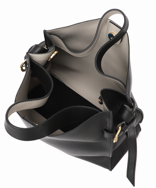 Spick & Span(スピックアンドスパン)の「VIOLAd’ORO / ヴィオラドーロ サイドベルトレザートート(トートバッグ・レディース・ライトグレー/ブラック・FREE)」の11枚目の写真