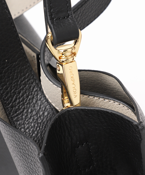 Spick & Span(スピックアンドスパン)の「VIOLAd’ORO / ヴィオラドーロ サイドベルトレザートート(トートバッグ・レディース・ライトグレー/ブラック・FREE)」の18枚目の写真