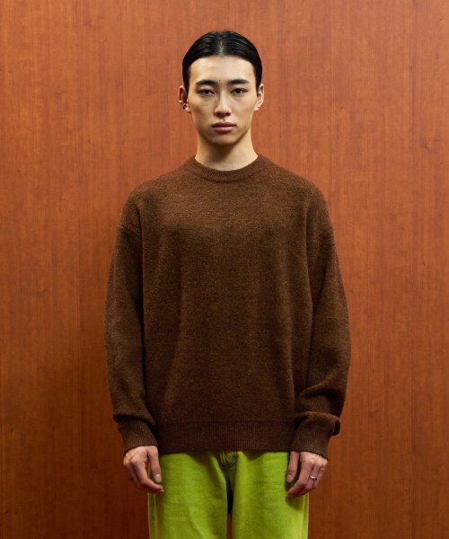 Reierton knit brown — коричневая футболка тонкой вязки