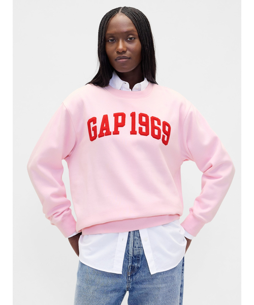 GAP(ギャップ)の「ヴィンテージソフト GAPロゴ チュニック スウェットシャツ(スウェット・レディース・ブラック/ピンク/ブラウン/レッド・S/M/XS/L/XL/XXS)」の3枚目の写真