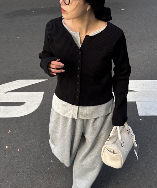 CIAOPANIC TYPY（チャオパニックティピー）の「【マイナス3kg見え】レイヤードライクマルチウェイ配色リブニットカーデ（カーディガン/ボレロ・レディース・サックスブルー/レッド/ブラック/グレー/ブラウン/イエロー・ONE SIZE）」の7枚目の写真