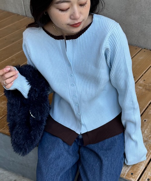 CIAOPANIC TYPY(チャオパニックティピー)の「【マイナス3kg見え】レイヤードライクマルチウェイ配色リブニットカーデ(カーディガン/ボレロ・レディース・サックスブルー/レッド/ブラック/グレー/ブラウン/イエロー・ONE SIZE)」の9枚目の写真