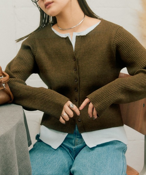 CIAOPANIC TYPY(チャオパニックティピー)の「【マイナス3kg見え】レイヤードライクマルチウェイ配色リブニットカーデ(カーディガン/ボレロ・レディース・サックスブルー/レッド/ブラック/グレー/ブラウン/イエロー・ONE SIZE)」の18枚目の写真