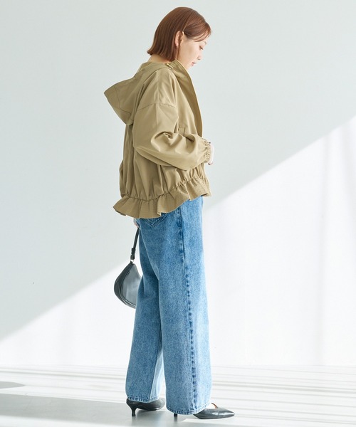 LAVEANGE（ラビアンジェ）の「裾フレア フード付きマウンテンパーカー（マウンテンパーカー・レディース・ブラック/ベージュ・4L/3L/LL/M/5L）」の9枚目の写真