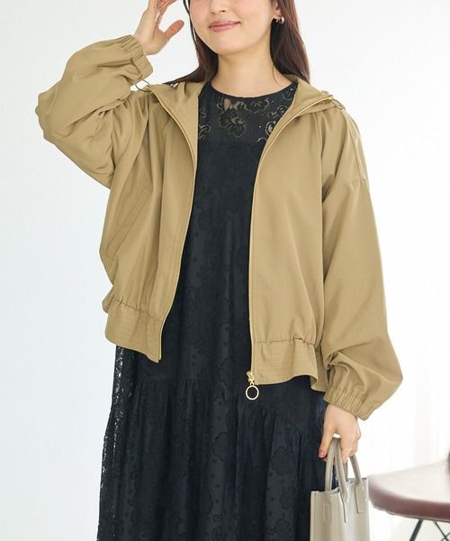 LAVEANGE（ラビアンジェ）の「裾フレア フード付きマウンテンパーカー（マウンテンパーカー・レディース・ブラック/ベージュ・4L/3L/LL/M/5L）」の12枚目の写真