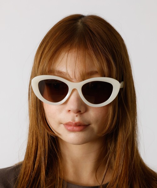 ABAHOUSE(アバハウス)の「【NOPUBLIC/ノーパブリック】02:03/サングラス/韓国/ユニセックス【WEB限定】(サングラス・メンズ・ホワイト/ブラック・フリー)」の2枚目の写真