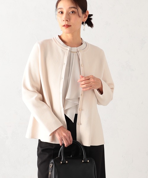 GALLORIA（ギャローリア）の「【洗濯機で洗える】ペプラムニットカーディガン（カーディガン/ボレロ・レディース・ネイビー/ライトブルー/ライトベージュ・L/LL/M/S）」の4枚目の写真