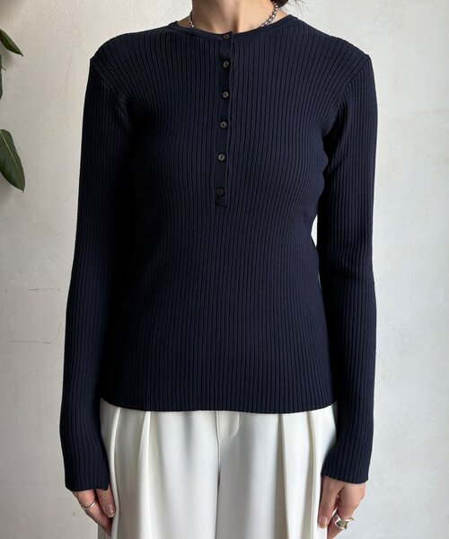 DouDou（ドゥドゥ）の「ヘンリーネックリブニット（ニット/セーター・レディース・ネイビー/ブラック/オフホワイト・FREE）」の19枚目の写真