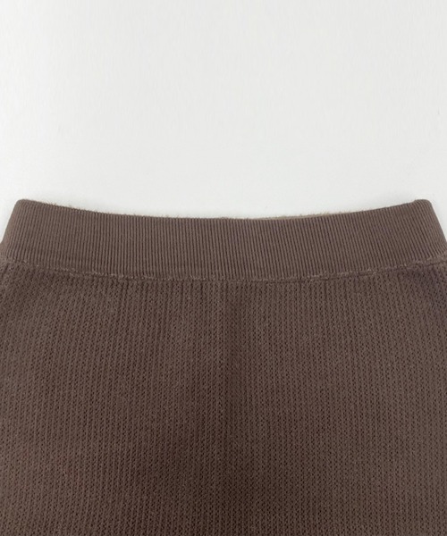DAY CLOSET(デイ クローゼット)の「【裏起毛/ロング丈/バックスリット入り/全周ゴム】あったかふわふわ ニット×シャギー 異素材MIX ナロー ニット スカート レディース(スカート・レディース・ダークブラウン/ブラック・FREE)」の13枚目の写真
