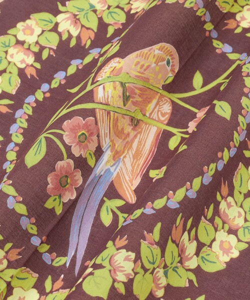 green label relaxing（グリーンレーベルリラクシング）の「【別注】＜Feuille de Cocoon＞ スカーフ（バンダナ/スカーフ・レディース・ダークブラウン/ベージュ・FREE）」の4枚目の写真