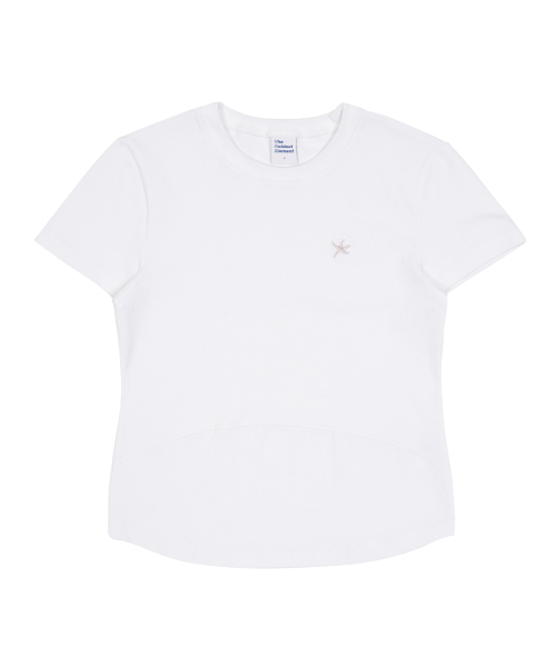 THECOLDESTMOMENT(ザコールデストモーメント)の「(w) TCM mini logo curved T (white)(Tシャツ/カットソー・レディース・その他・ONE SIZE)」の1枚目の写真