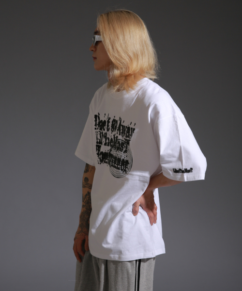 LIKE THE MOST(ライクザモースト)の「グローブラウンドオーバー半袖Tシャツ_ホワイト(Tシャツ/カットソー・レディース・その他・S/M/L/XL)」の3枚目の写真