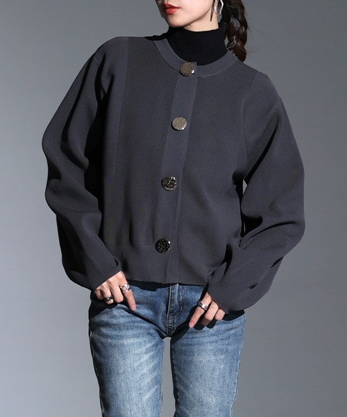 Sawa a la mode(サワアラモード)の「メタルボタンスポンジニットカーディガン(カーディガン/ボレロ・レディース・チャコールグレー/ベージュ・FREE)」の1枚目の写真
