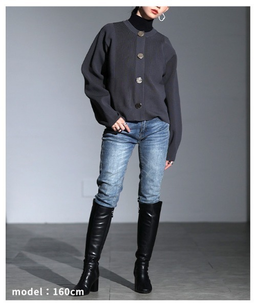 Sawa a la mode(サワアラモード)の「メタルボタンスポンジニットカーディガン(カーディガン/ボレロ・レディース・チャコールグレー/ベージュ・FREE)」の8枚目の写真