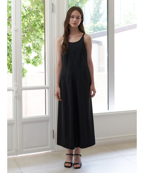 KINDABABY(カインダベイビー)の「semi halter long dress - black(ワンピース・レディース・ブラック・FREE)」の2枚目の写真