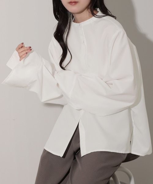 nouvellemoi(ヌーベルモイ)の「比翼スリーブバンドカラーシャツ(シャツ/ブラウス・レディース・グレイッシュベージュ/ブラック/ホワイト/チャコールグレー・L/M/S)」の16枚目の写真