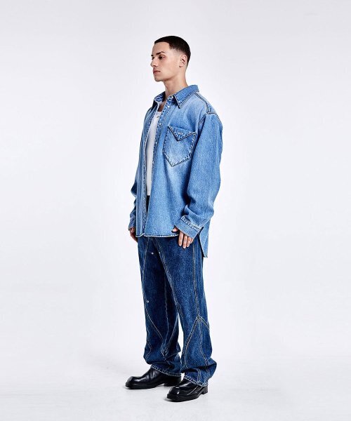 51%(フィフティーワンパーセント)の「Triangle Denim shirt - Blue(シャツ/ブラウス・メンズ・その他・L/M)」の3枚目の写真