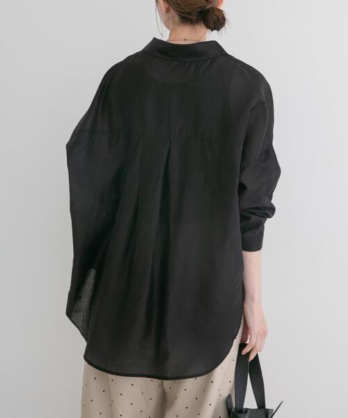 ITEMS URBANRESEARCH(アイテムズ アーバンリサーチ)の「シアーポケットスキッパーシャツ(シャツ/ブラウス・レディース・ブラック/ライトブルー/ホワイト/ミント/チャコールグレー・FREE)」の9枚目の写真